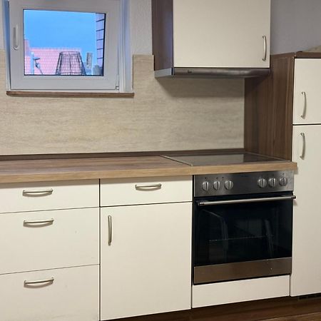 Gemuetliche 2 Zimmer Wohnung Bad Hersfeld Bagian luar foto