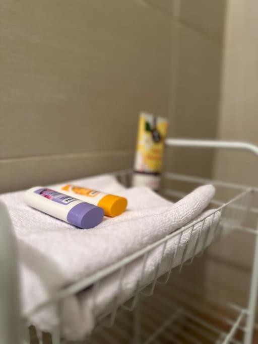 Gemuetliche 2 Zimmer Wohnung Bad Hersfeld Bagian luar foto